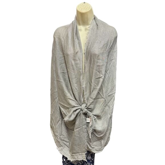 GAYNOR BONGARD ILA Luxury Stole in Perla - Picture 3 of 7